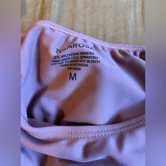 Ria Top & Bottom in Mauve Pink
Tularosa in size Medium - Picture 5 of 5